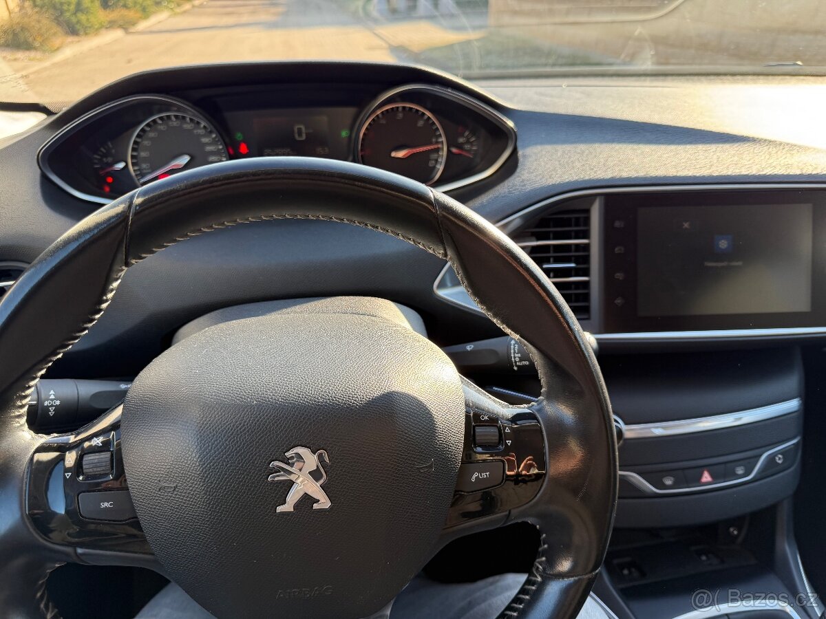 Peugeot 308 2.0 HDI facelift - 5