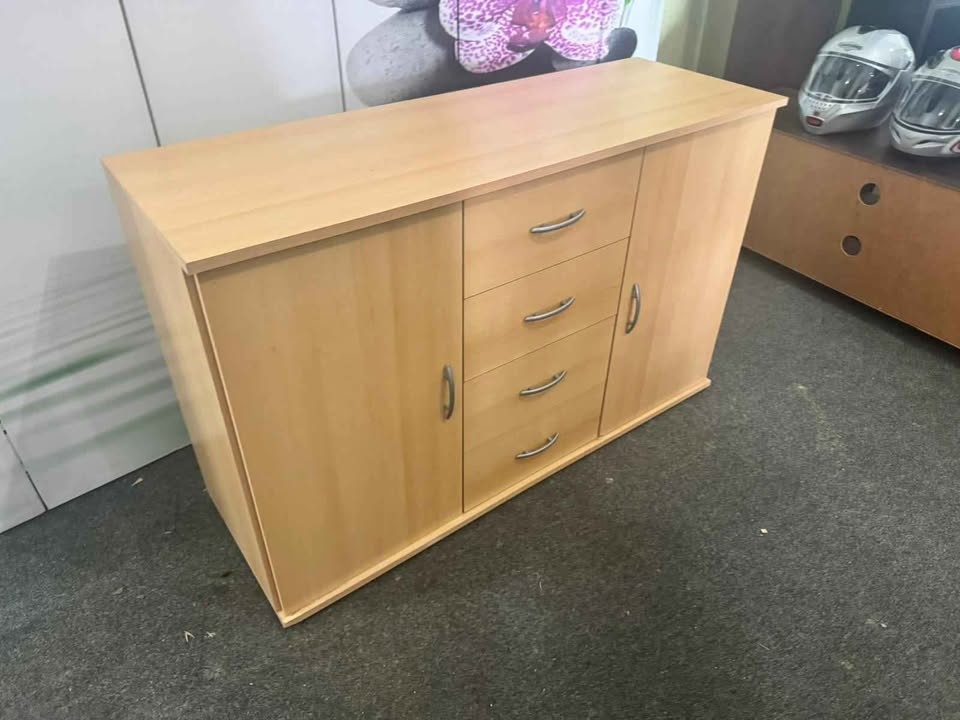 Pěkná komoda se šuplíky v dekor Buk - 5