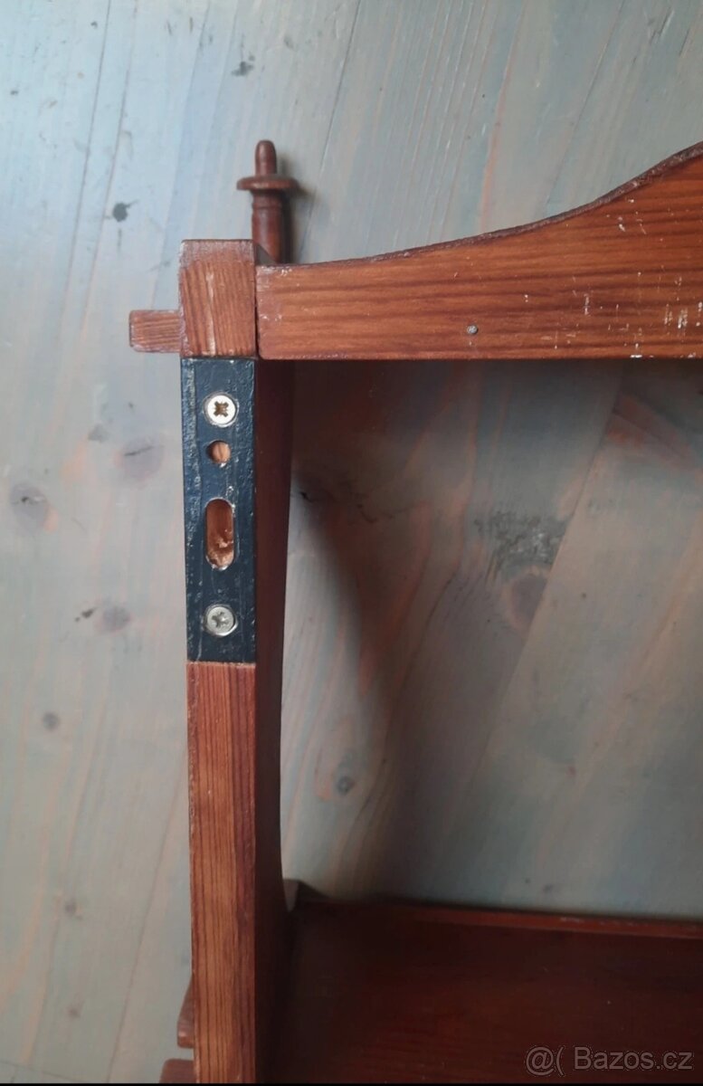 Velká závěsná police ze dřeva - 5