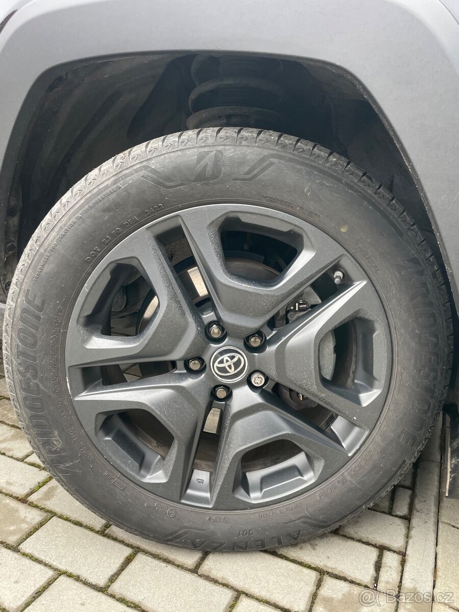 Toyota Rav 4 2022 - 5