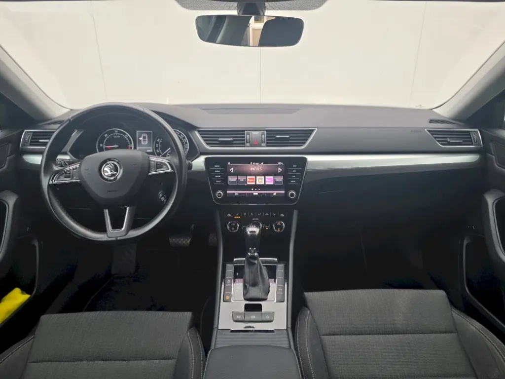 Škoda Superb, 4X4 AMBITION 2.0TDI/140kW - 5