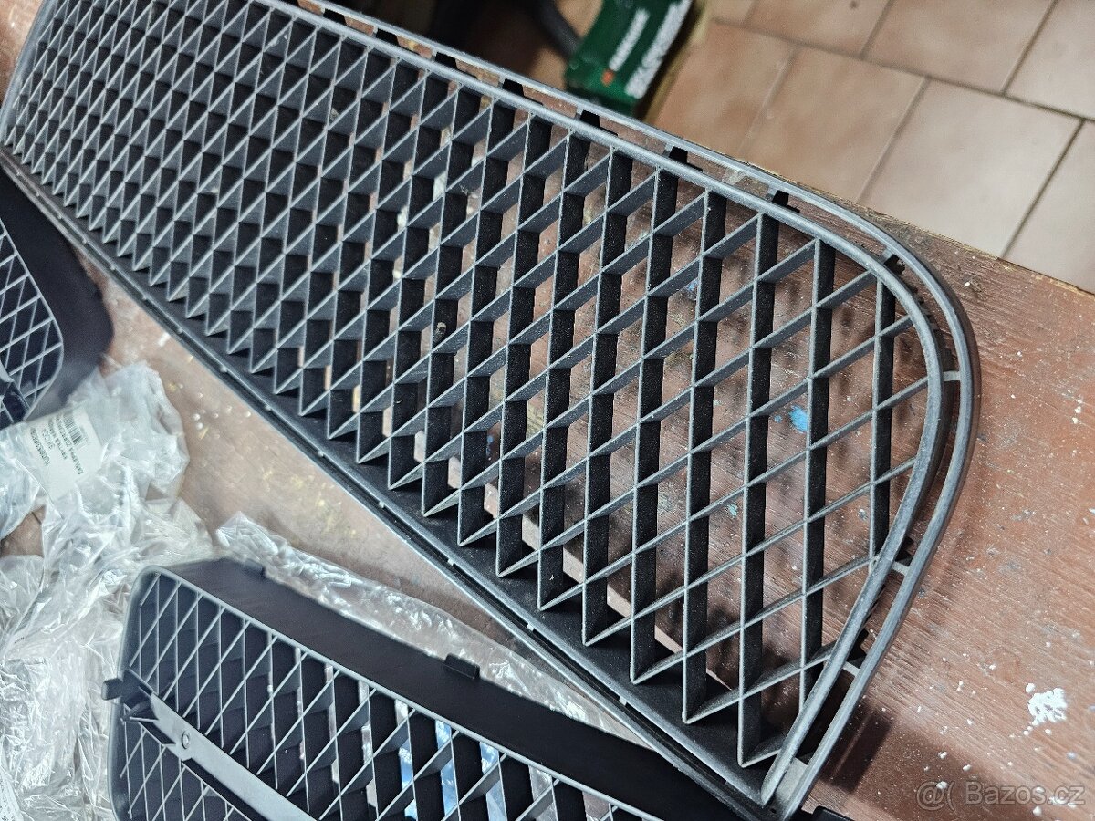 Komplet mřížky do nárazníku Octavia 1 RS - 5