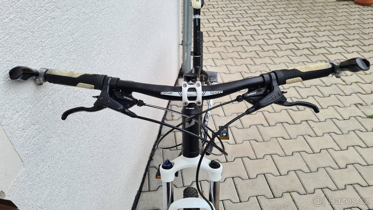 Superior JET 29, hydraulické brzdy, Shimano Alivio,Rám L - 5