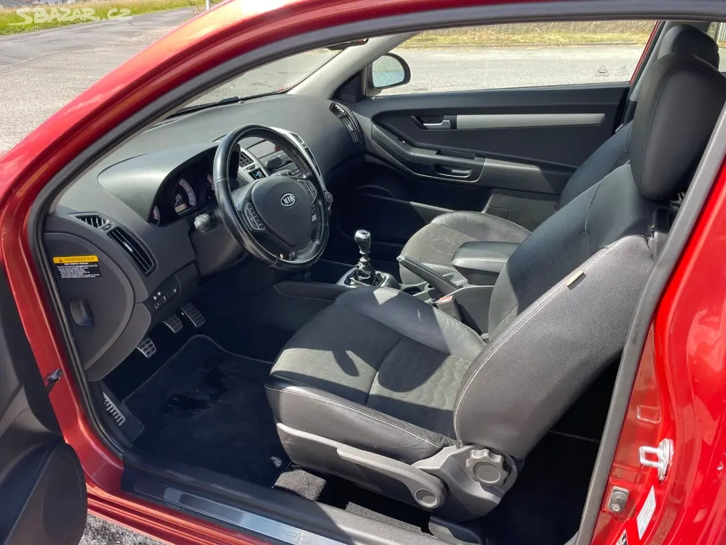 Kia Pro Ceed 2.0 CRDi 100kW - 5