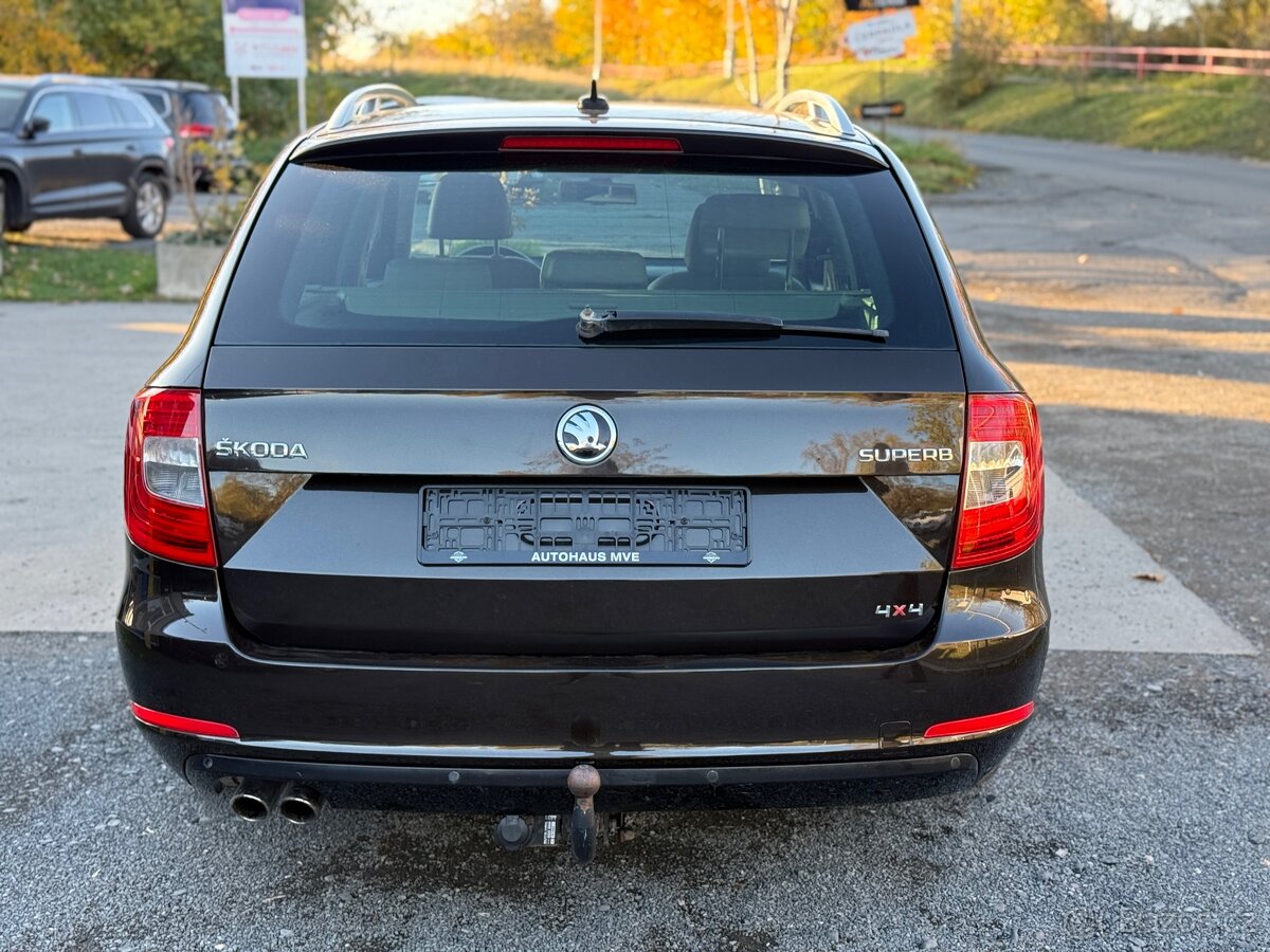 Škoda Superb 2.0 TDI Elegance 4x4 - 5