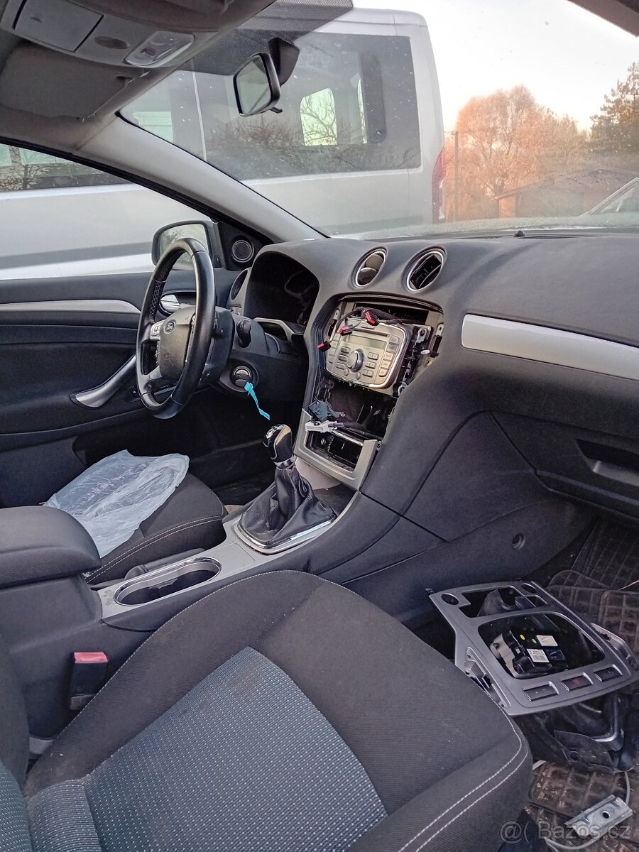 FORD MONDEO MK4 2.0I - 5