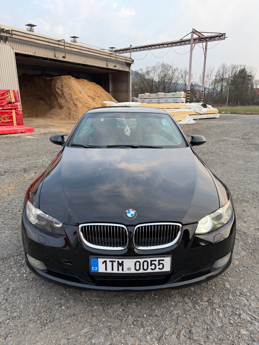 e93 330d - 5