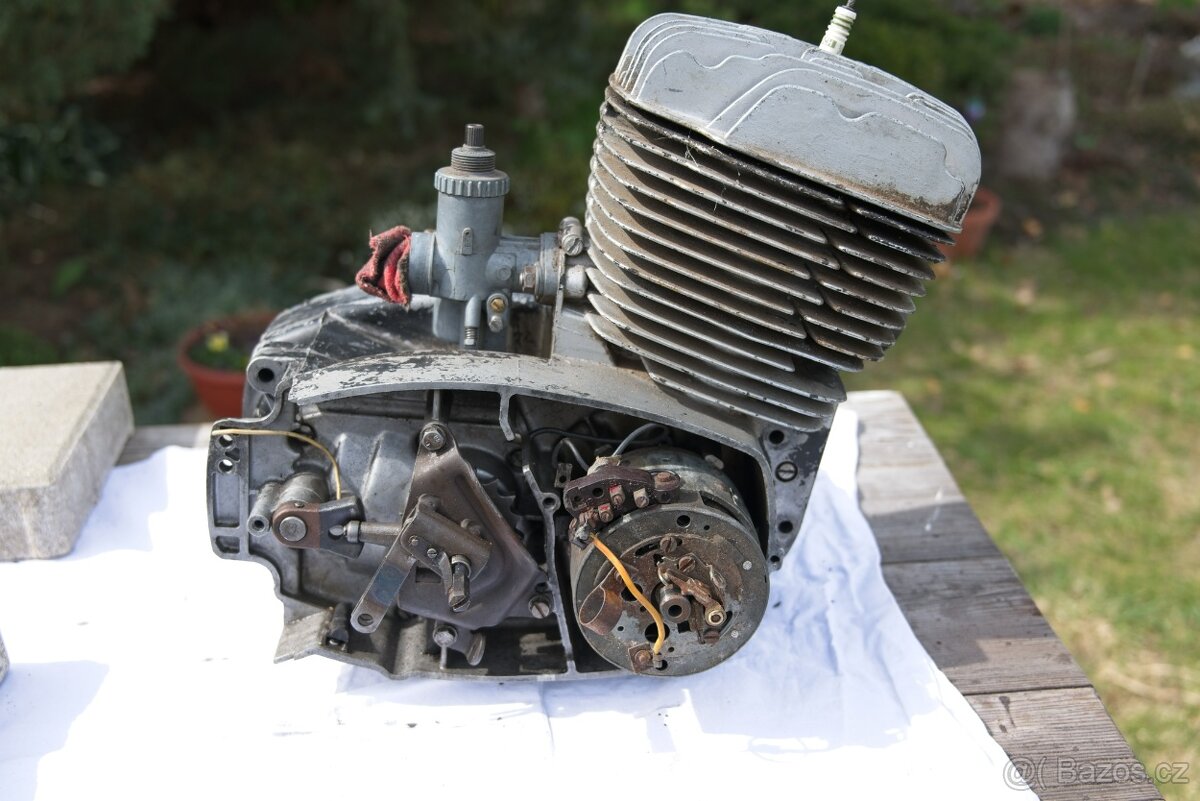 Motor ČZ 175 - 5