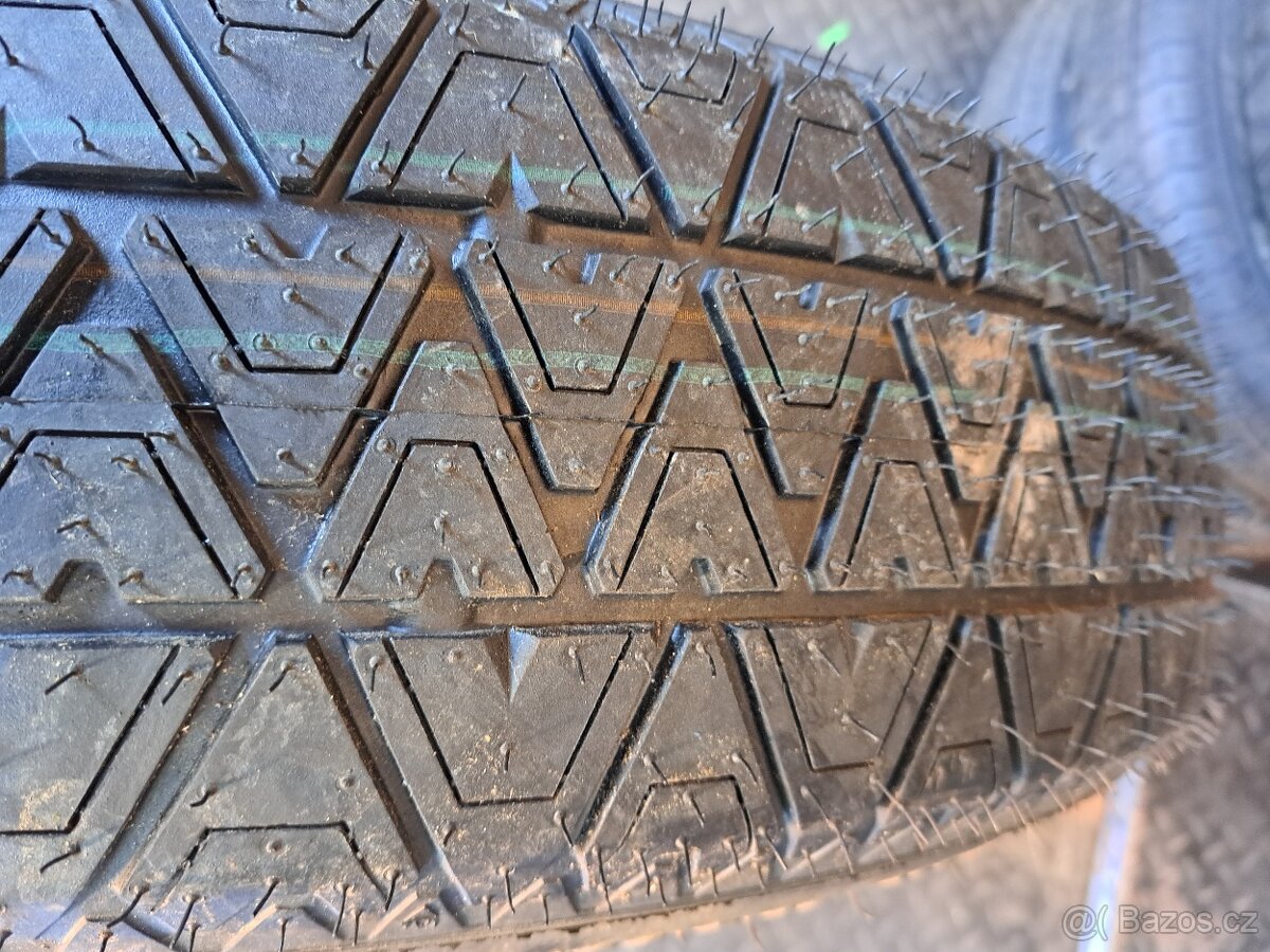 Dojezdové kolo Land Rover Ford Jaguar 5x108x63,3 175/80 R19