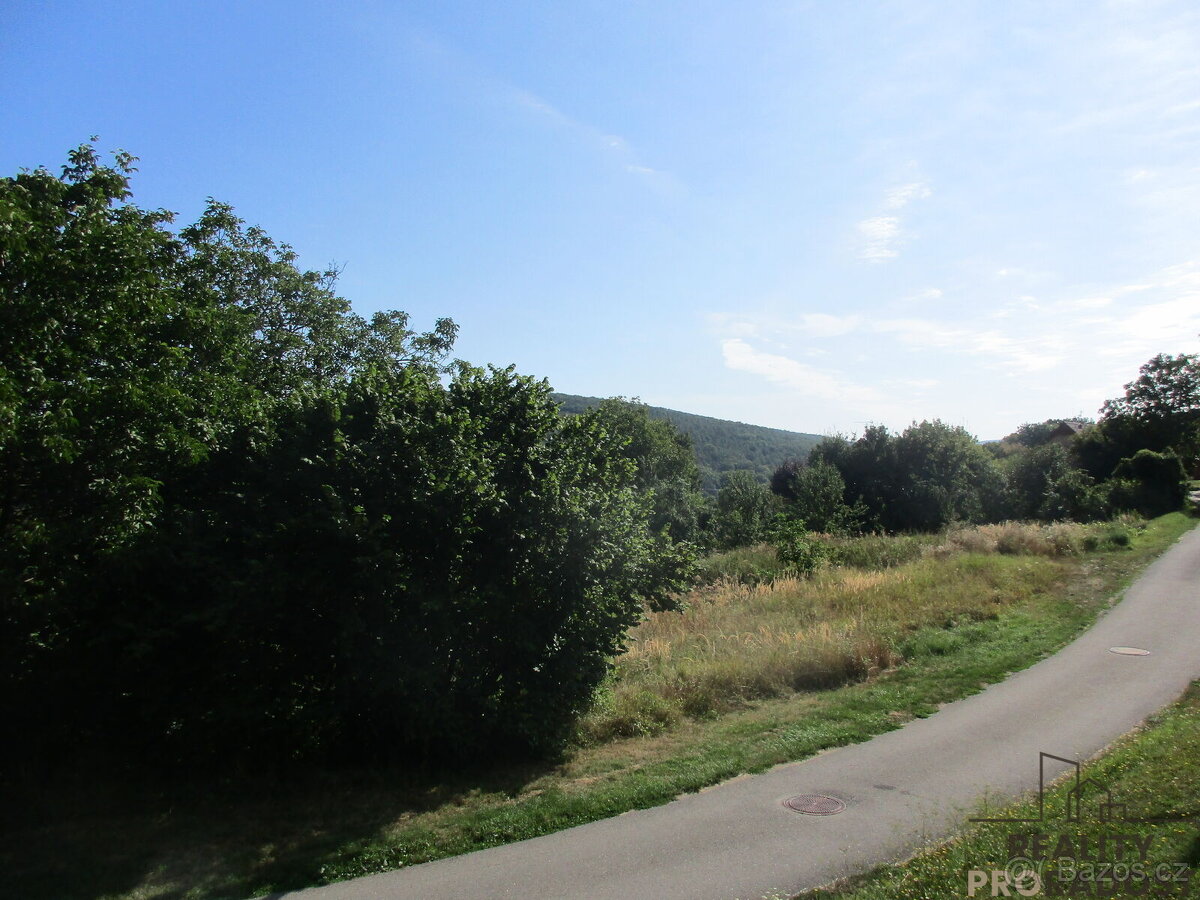 Prodej stavebního pozemku v Radějově - 5