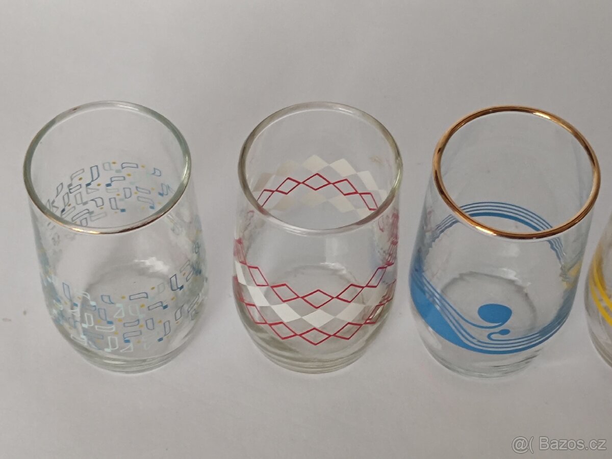 Retro barevné sklenice se vzorem, 1dcl, 50.-/kus, pošta 75.- - 5