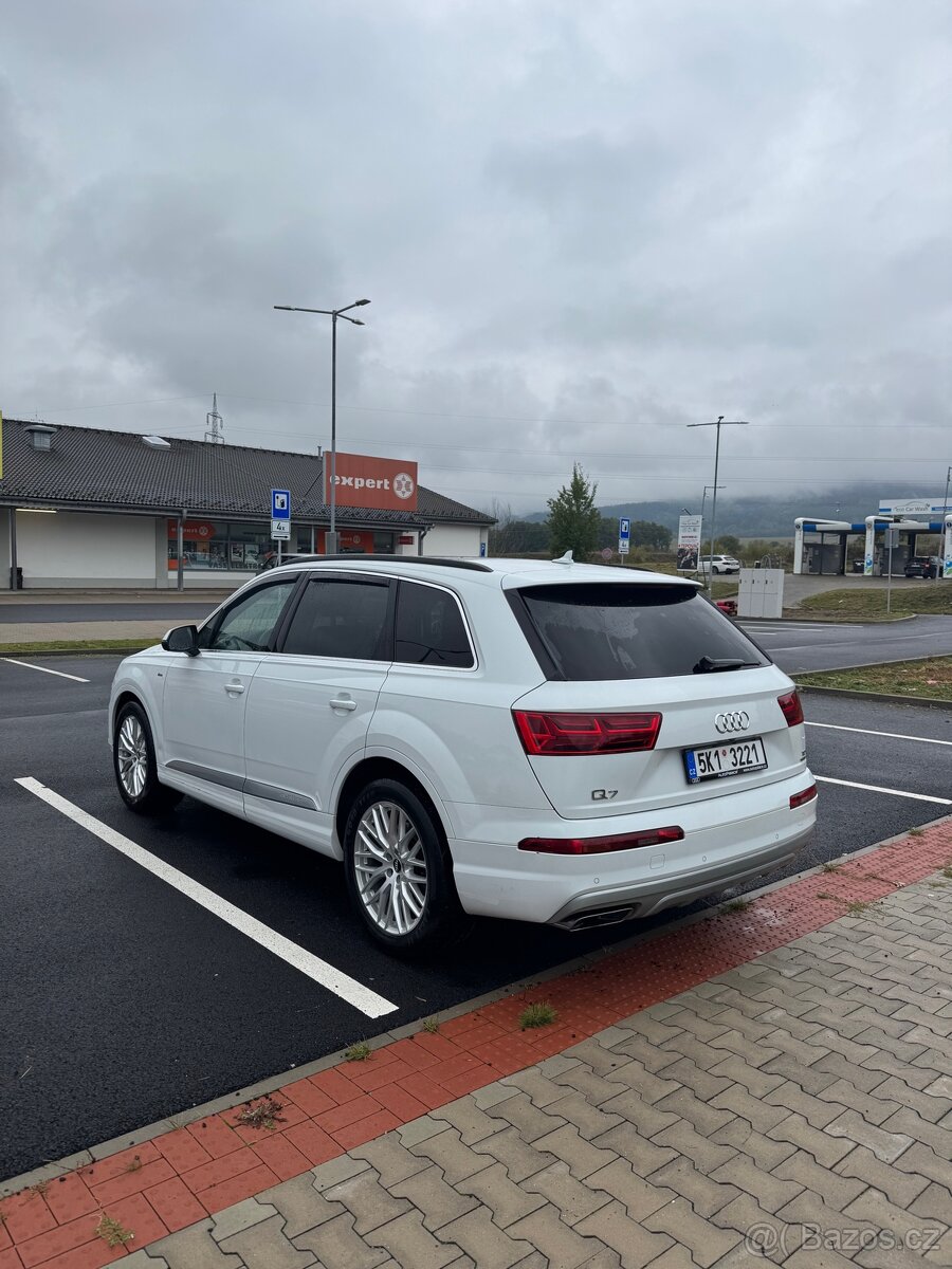 Audi Q7 3.0 TDI 200 kW QUATTRO S LINE – 7mist - 5