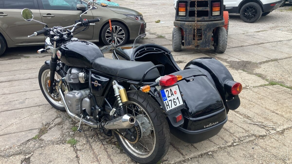 Royal Enfield Interceptor - 5