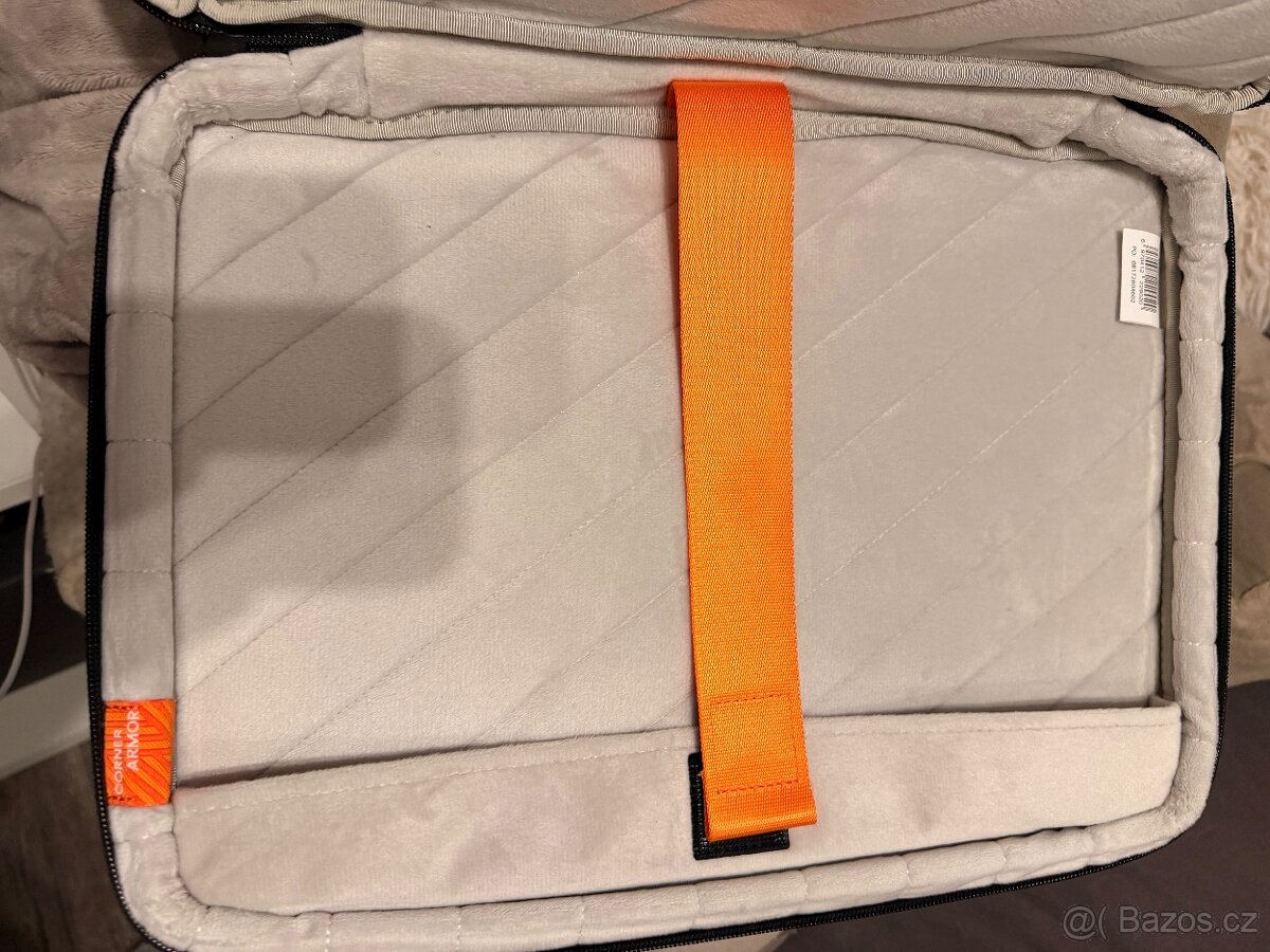 Tomtoc Briefcase 16" MacBook Pro - 5