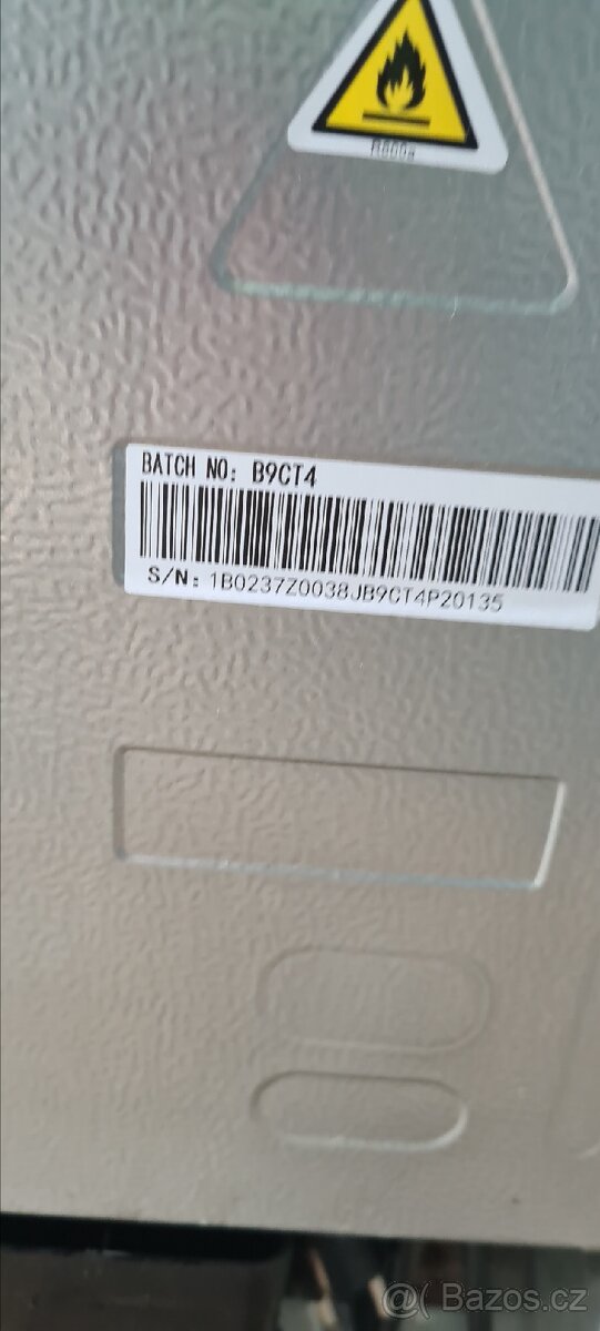 Chladnička Lednička HISENSE RL313D4AWE - 5