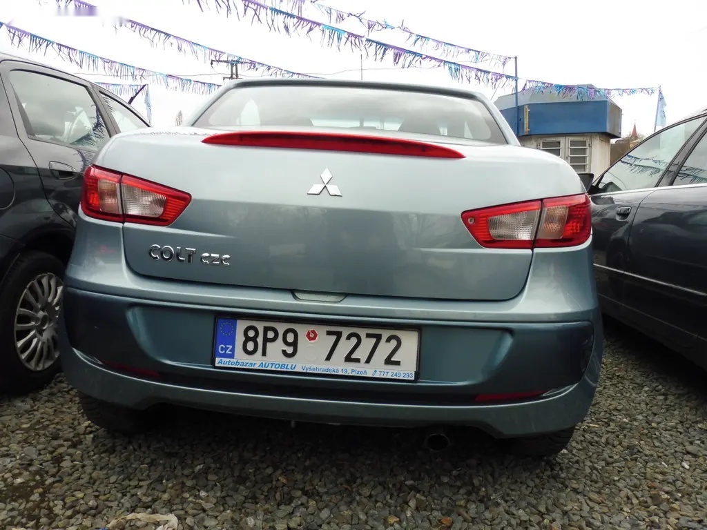 Mitsubishi Colt, Kabriolet 1,5 i - 5