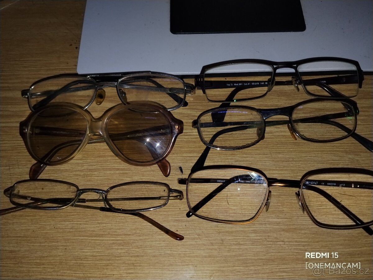 34 ks brýlí retro, Balmain, a další + díly - 5