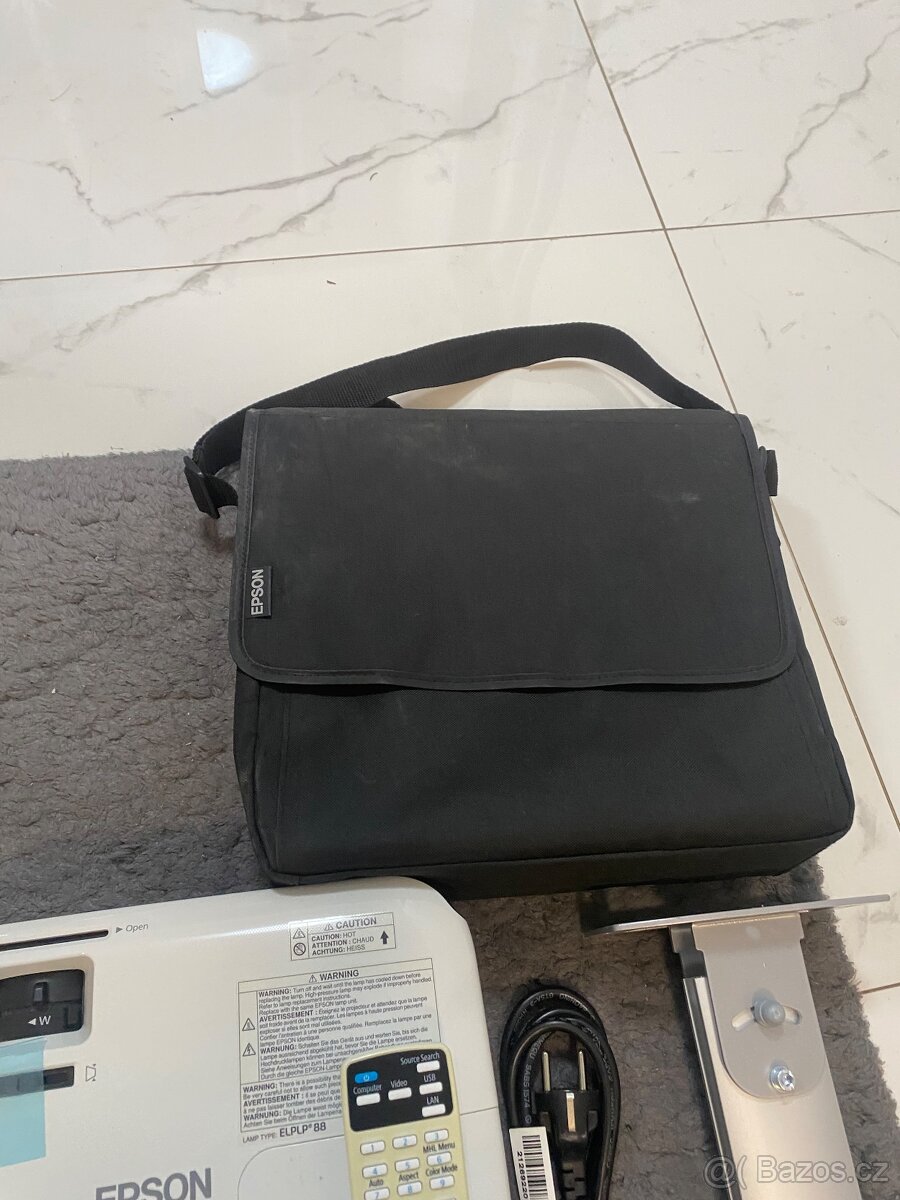 Projektor Epson EB-U04 - 5