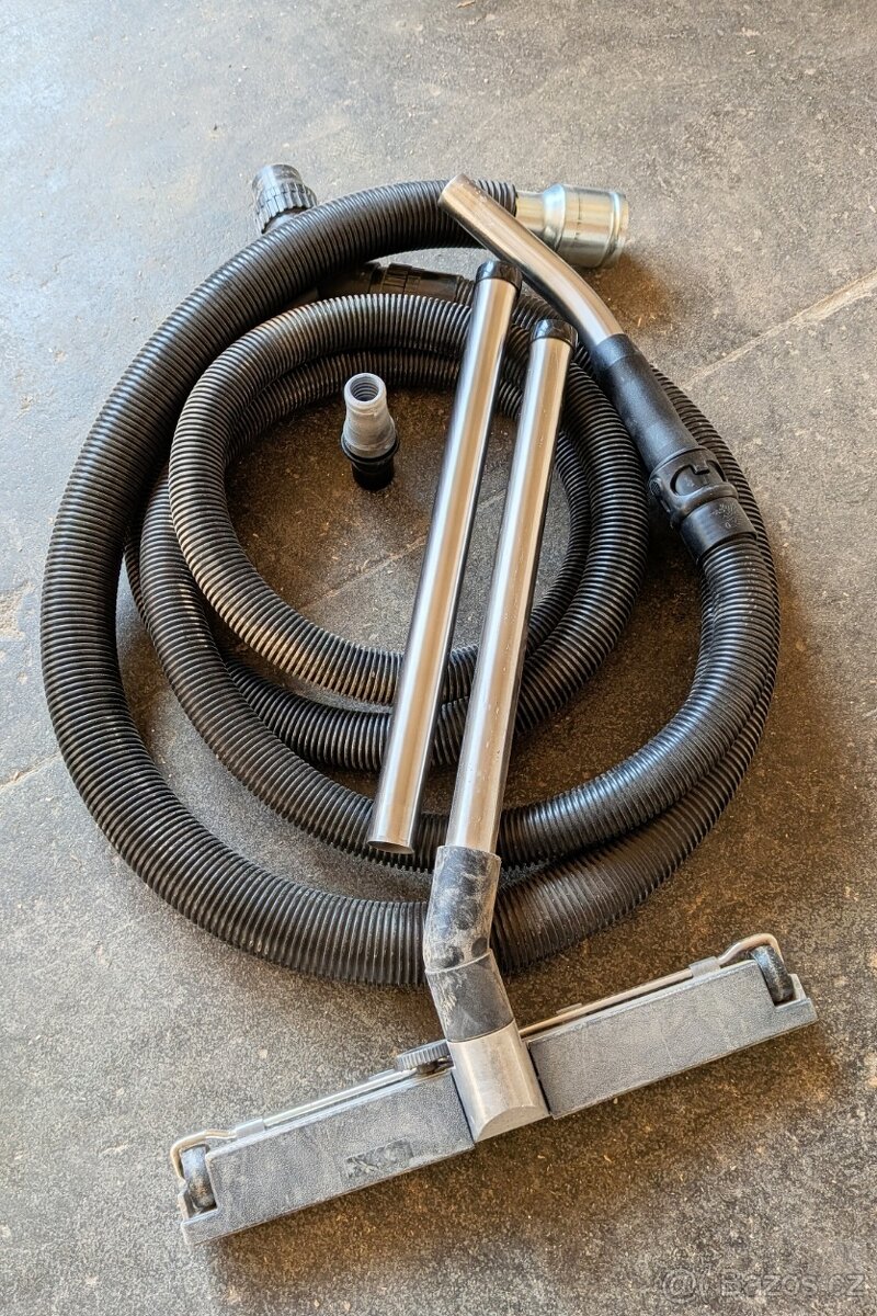 Průmyslový vysavač Nilfisk - 5