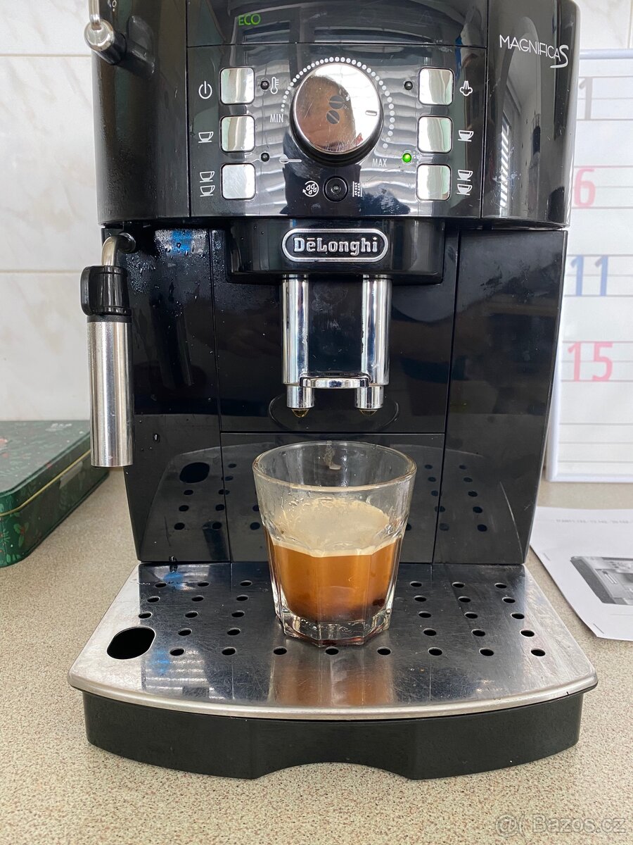Kávovar Delonghi Magnifica S - 5