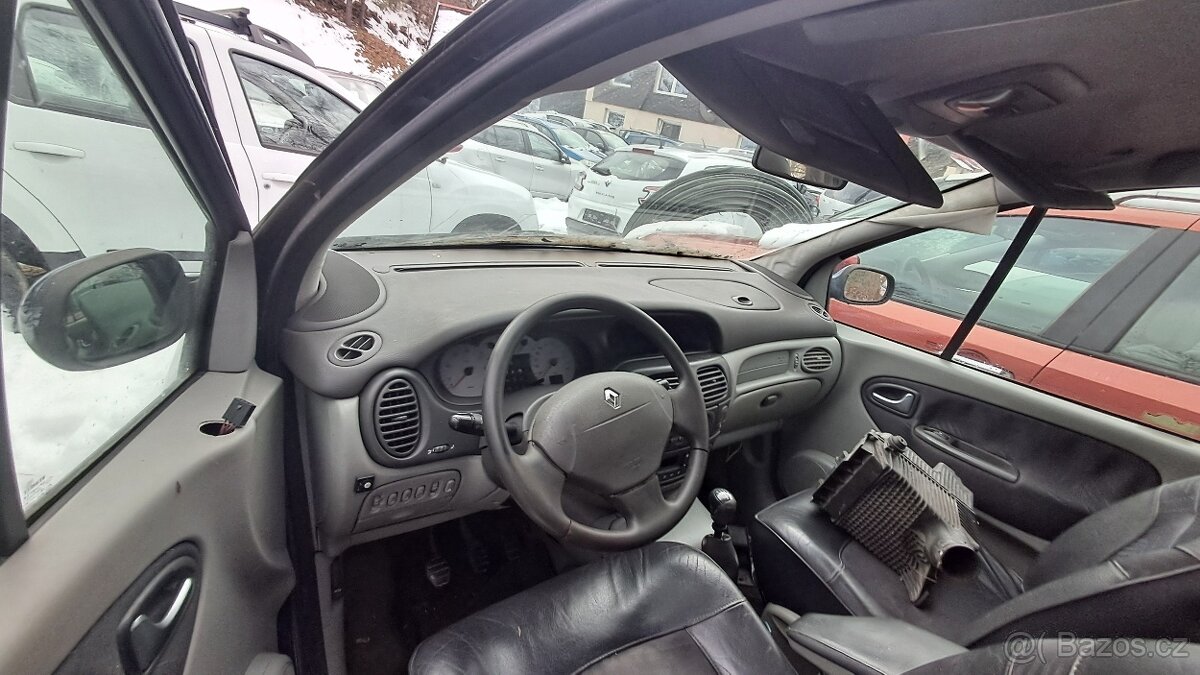 Renault Scenic - 5