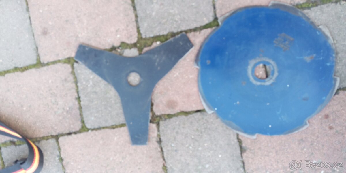 Křovinořez Oleomac 725T. - 5