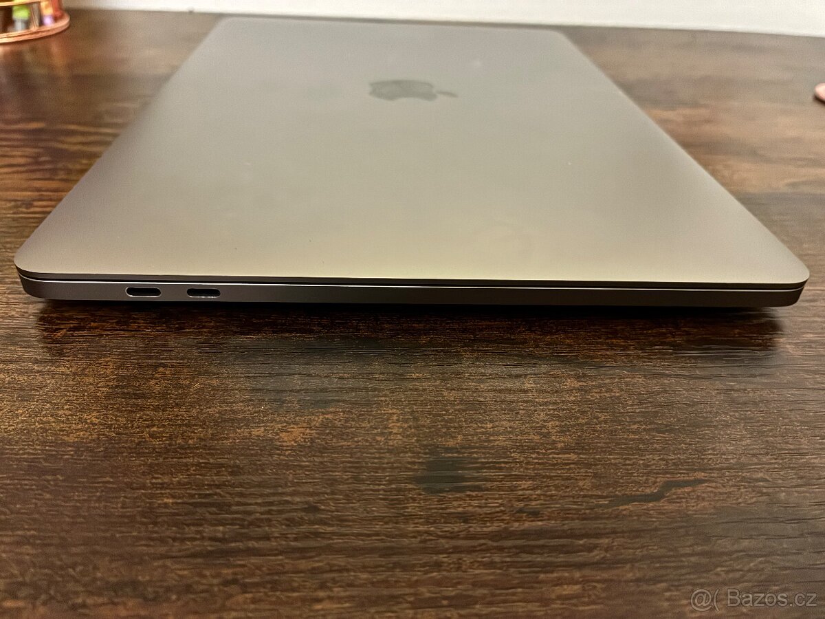 Apple Macbook Pro M1, 13", 8GB RAM, 512GB SSD disk - 5