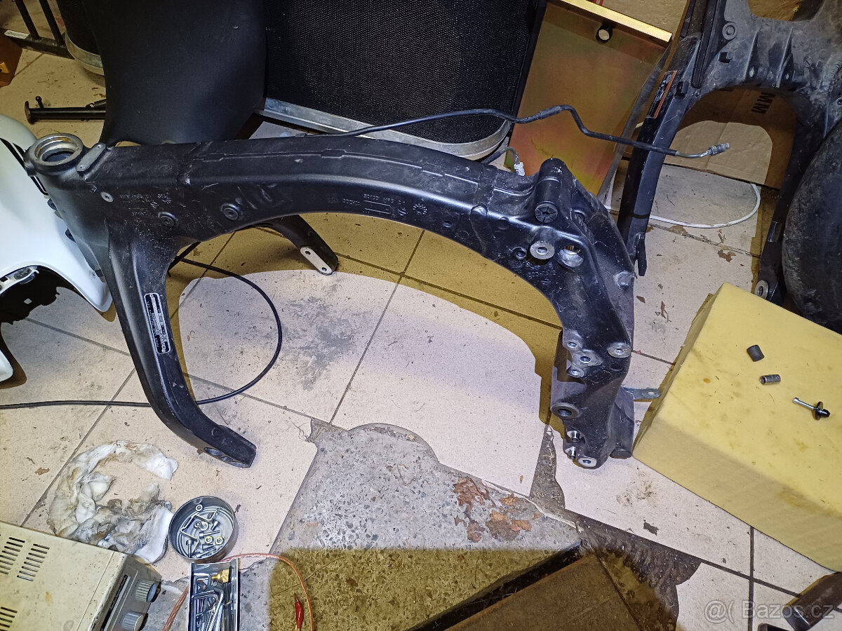 CBR600, CB600 Hornet PC41 náhradní díly rok 2007-2013 - 5