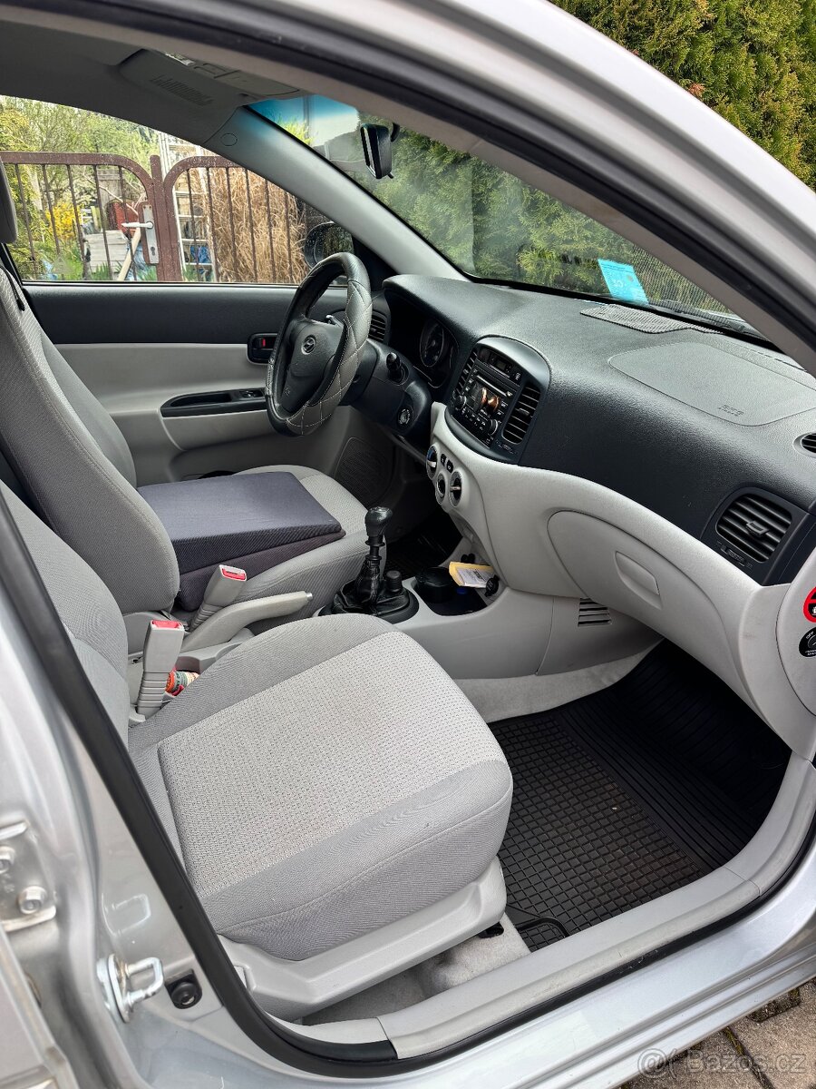 Prodam Hyundai Accent - 5