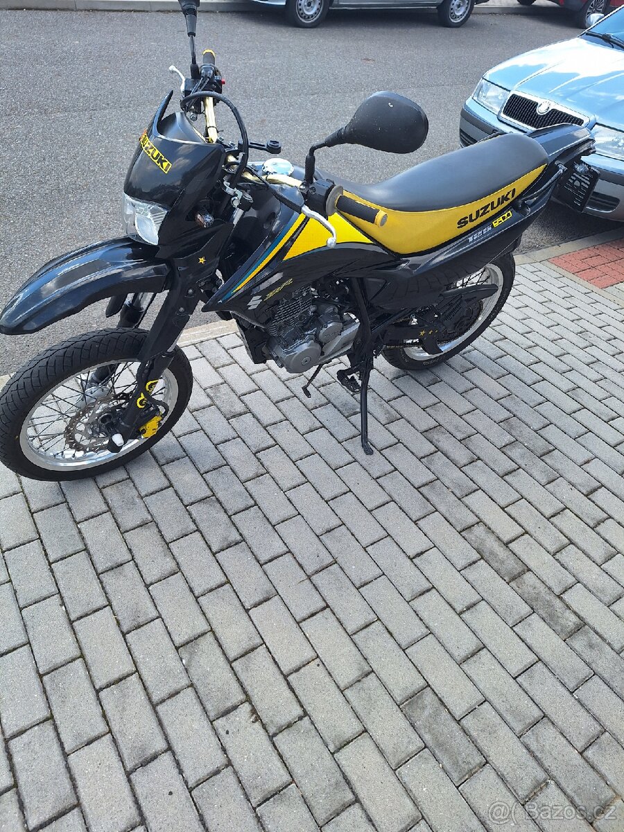 Suzuki dr 125 sm