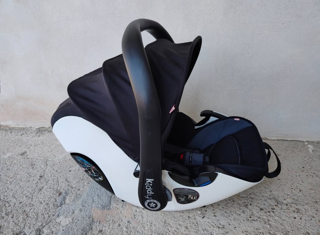 Kočárek + autosedačka - 5