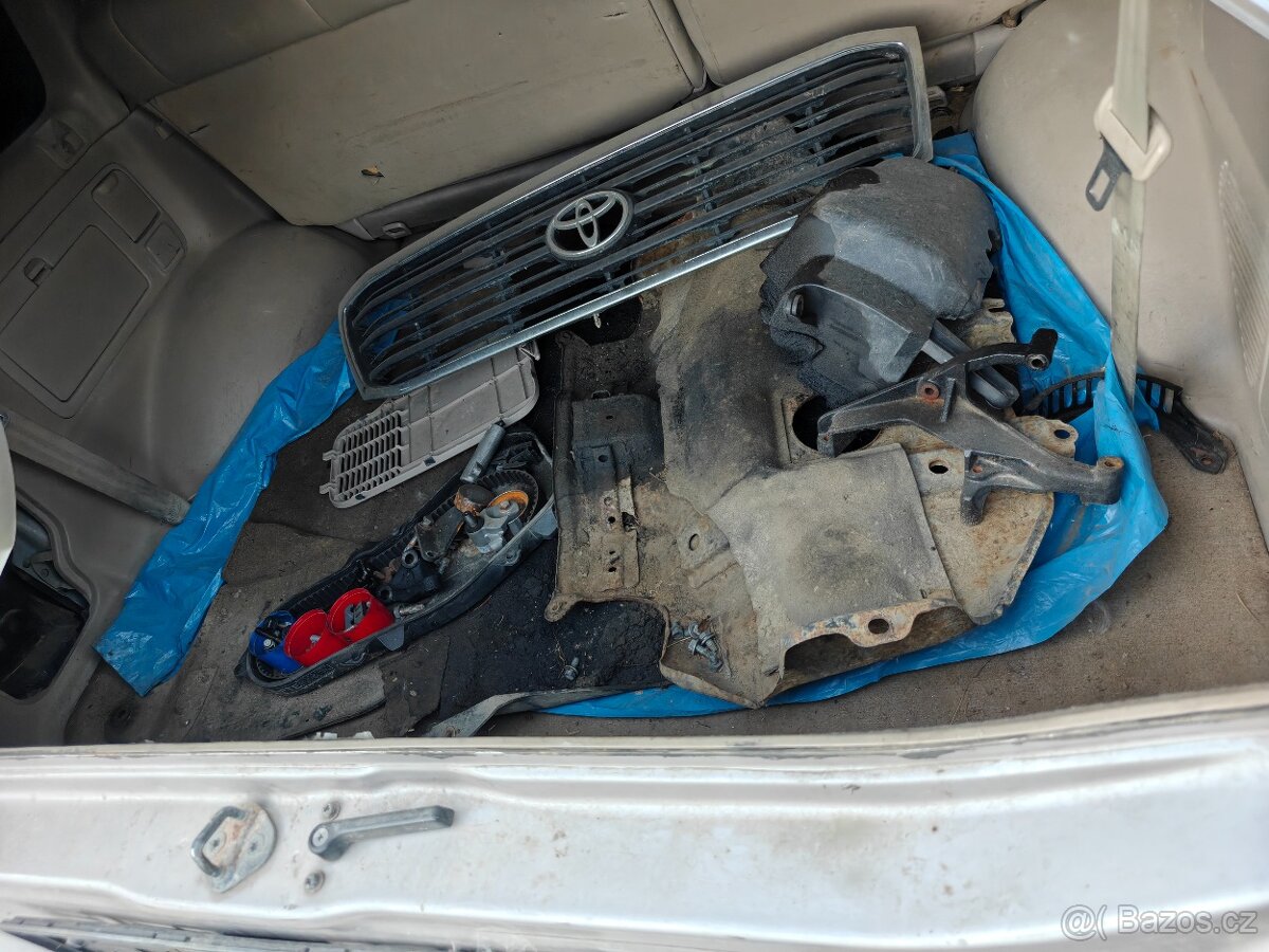 Toyota Land Cruiser 100 na ND