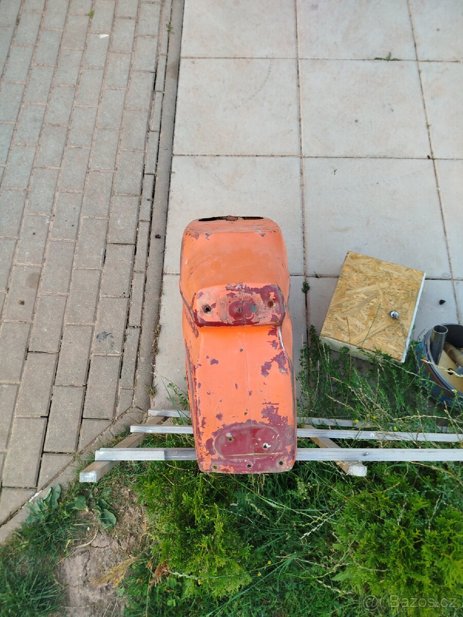 Plech jawa pionýr - 5