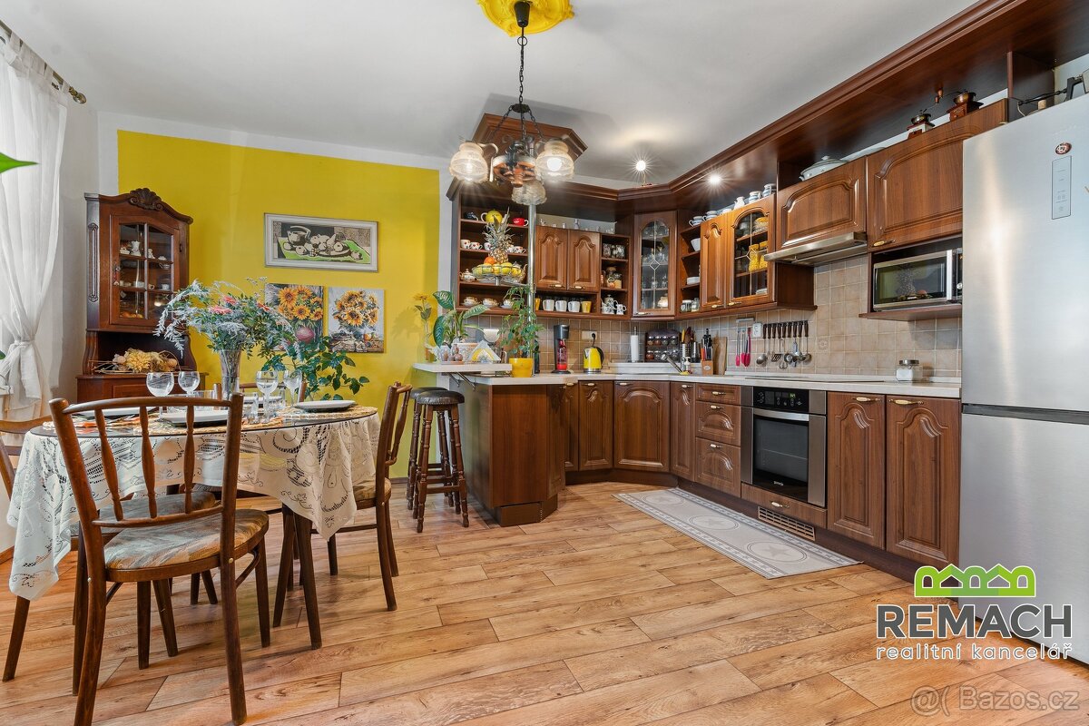 Prodej rodinné domy, 535 m² - Korytná, ev.č. 02798 - 5