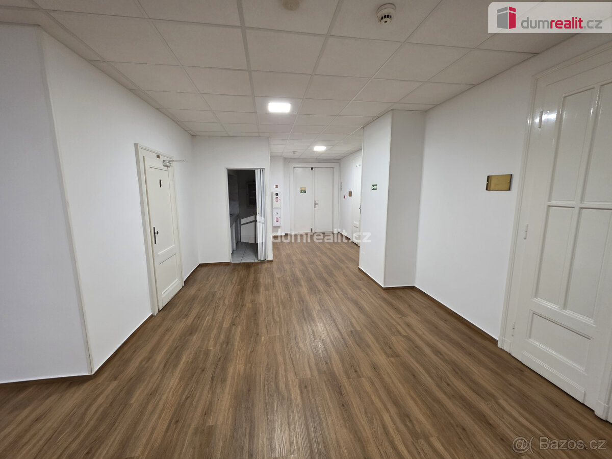 Pronájem kanceláře 23m2, Vodičkova, Praha 1 - 5