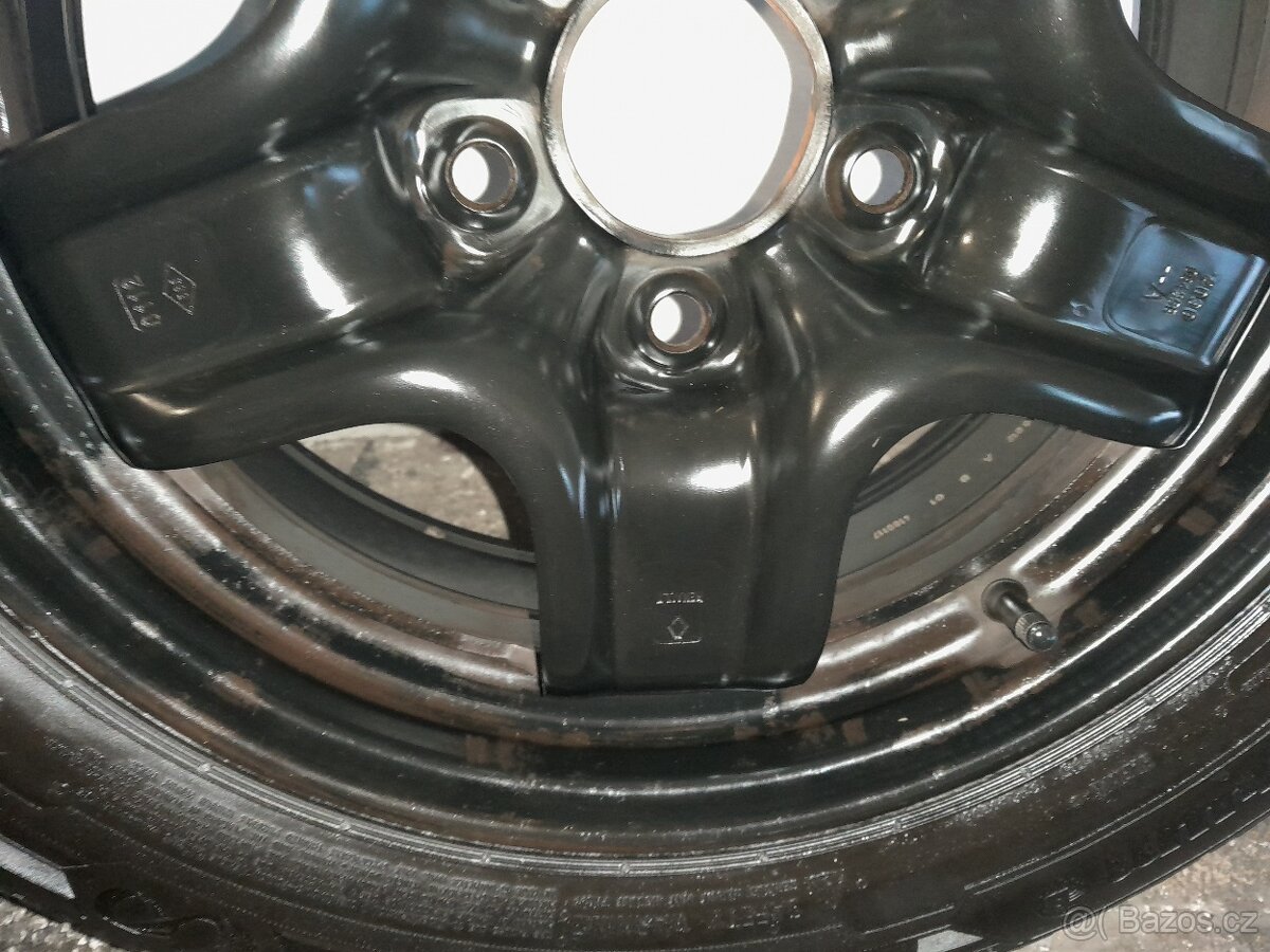 205/55/16 Renault Megane - 5