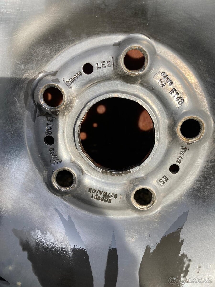 Zimní pneu 215/60 r16" s disky na VW Karoq apod. - 5