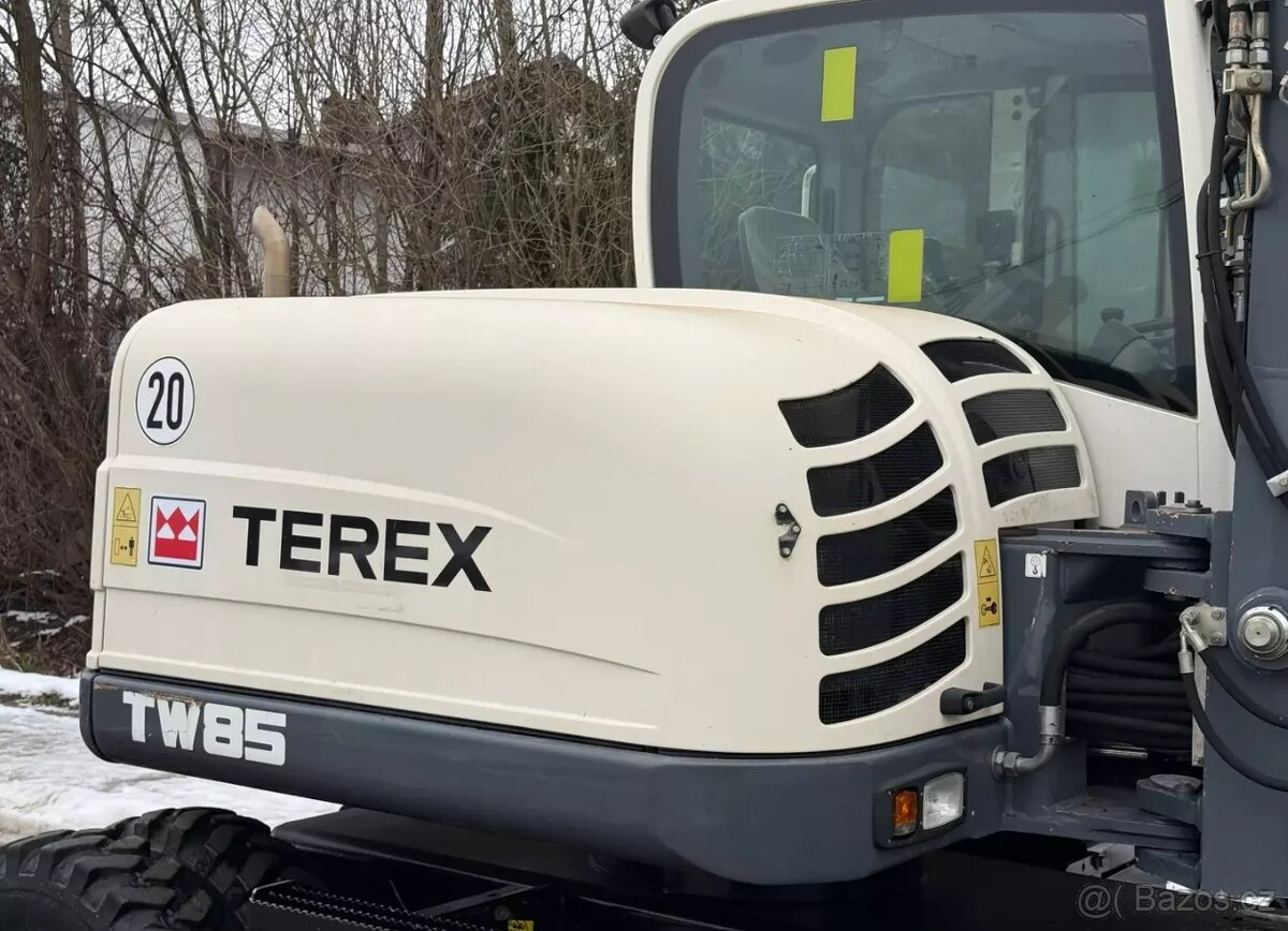 Kolový bagr TEREX TW85/8,4T - 5