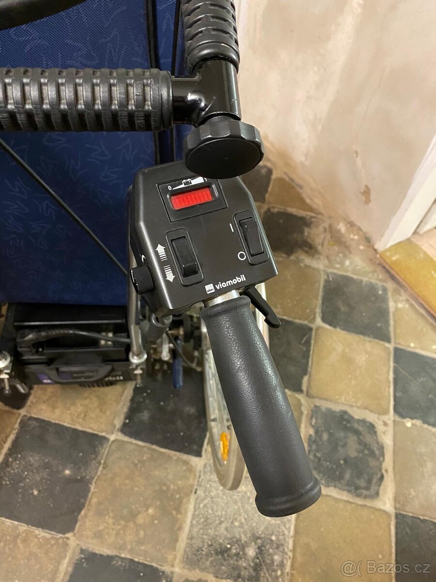 Elektrický vozík s ovládáním pro doprovod - 5
