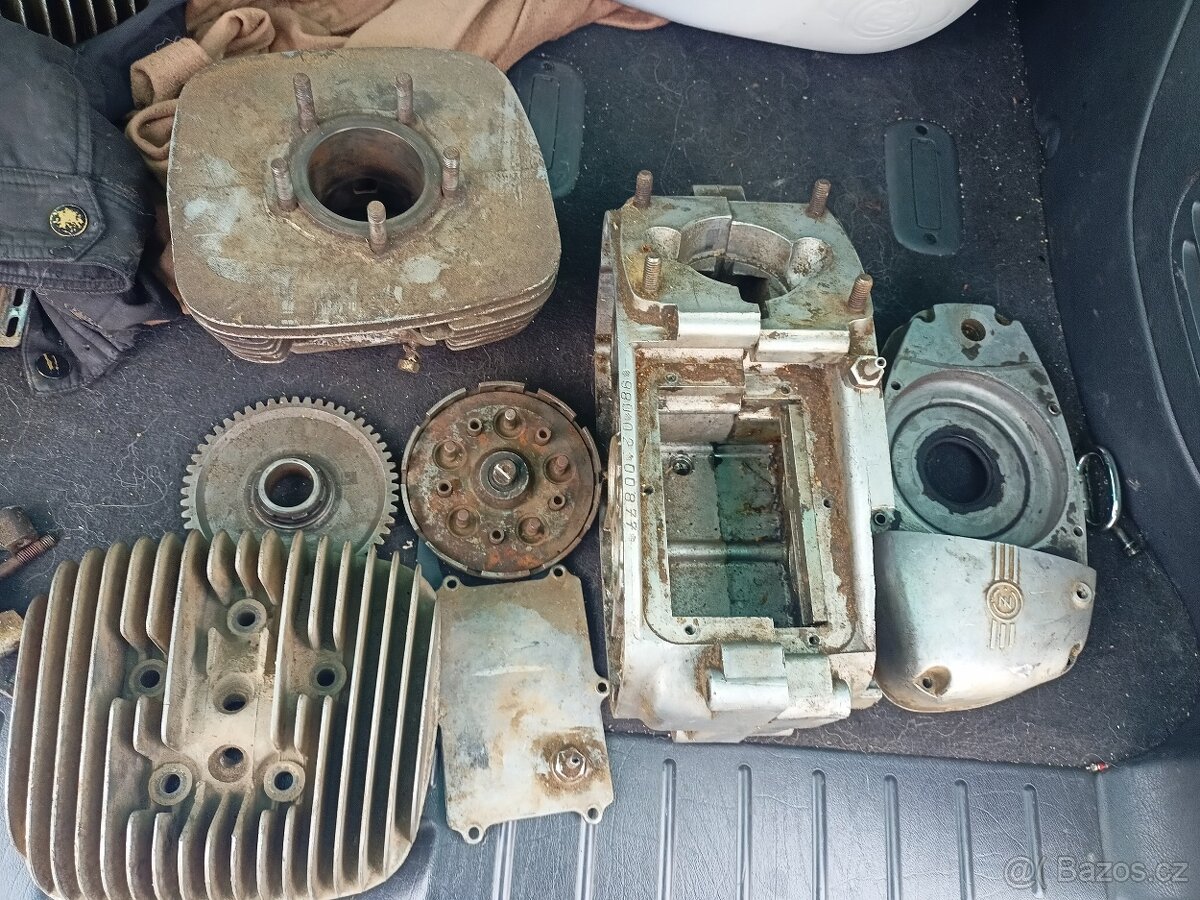 Čz 250/980 montreal motor (pěkné nízké výrobní čislo) - 5