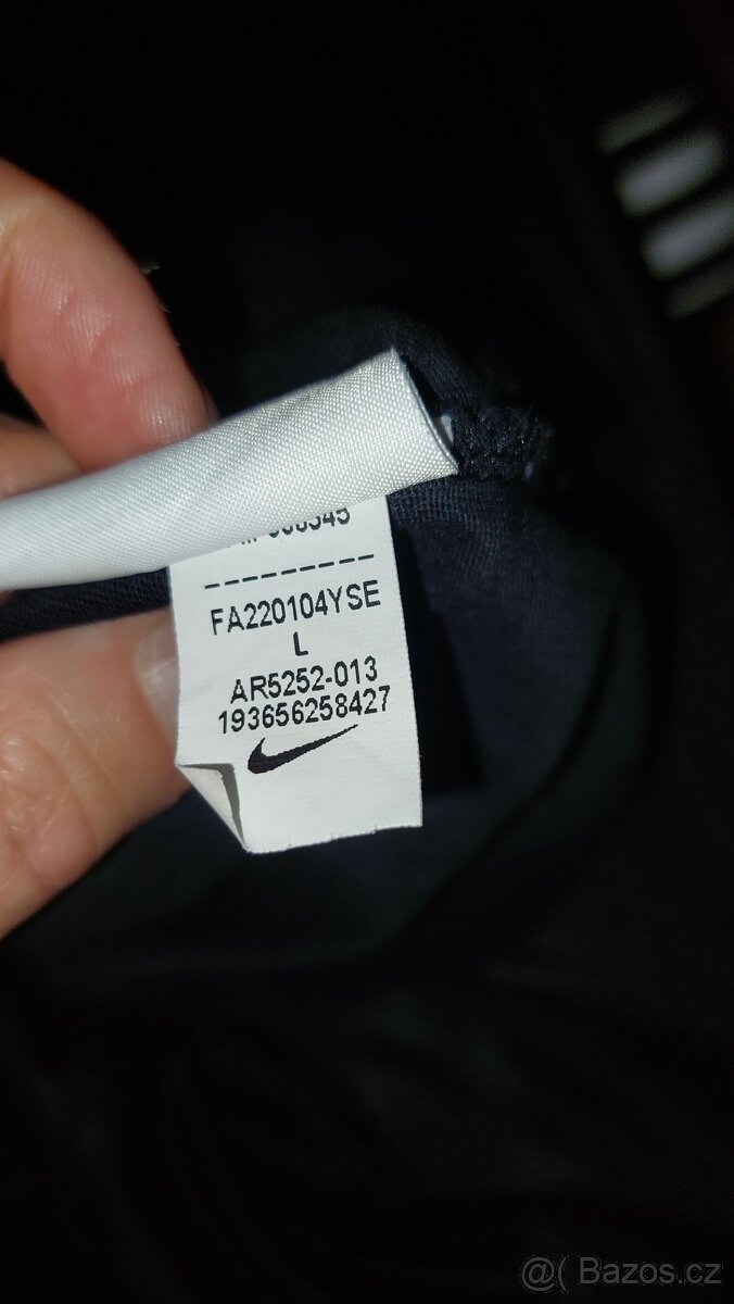 Černé tričko Nike - 5