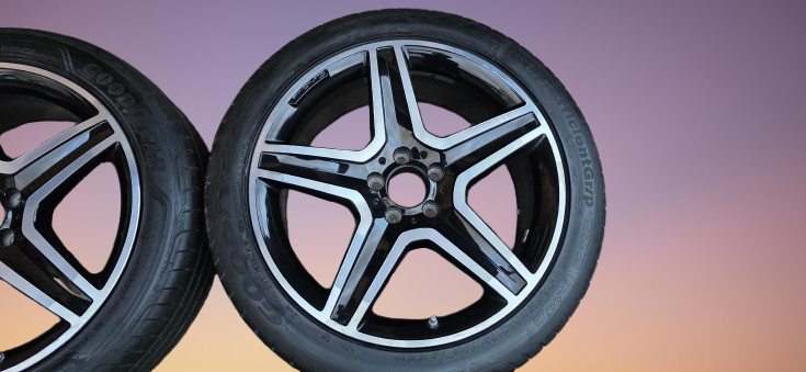 Disky AMG GLA 19" W156, 235/45/19 - letní- pošlu na dobírku - 5