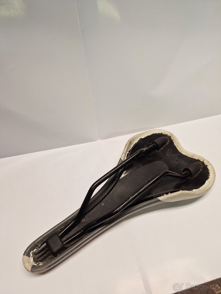 Sedlo na kolo, spd pedály - 5