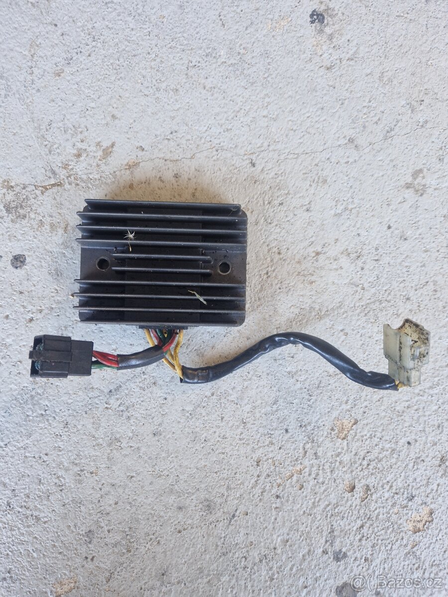 ducati 1098 regulátor dobíjení - 5