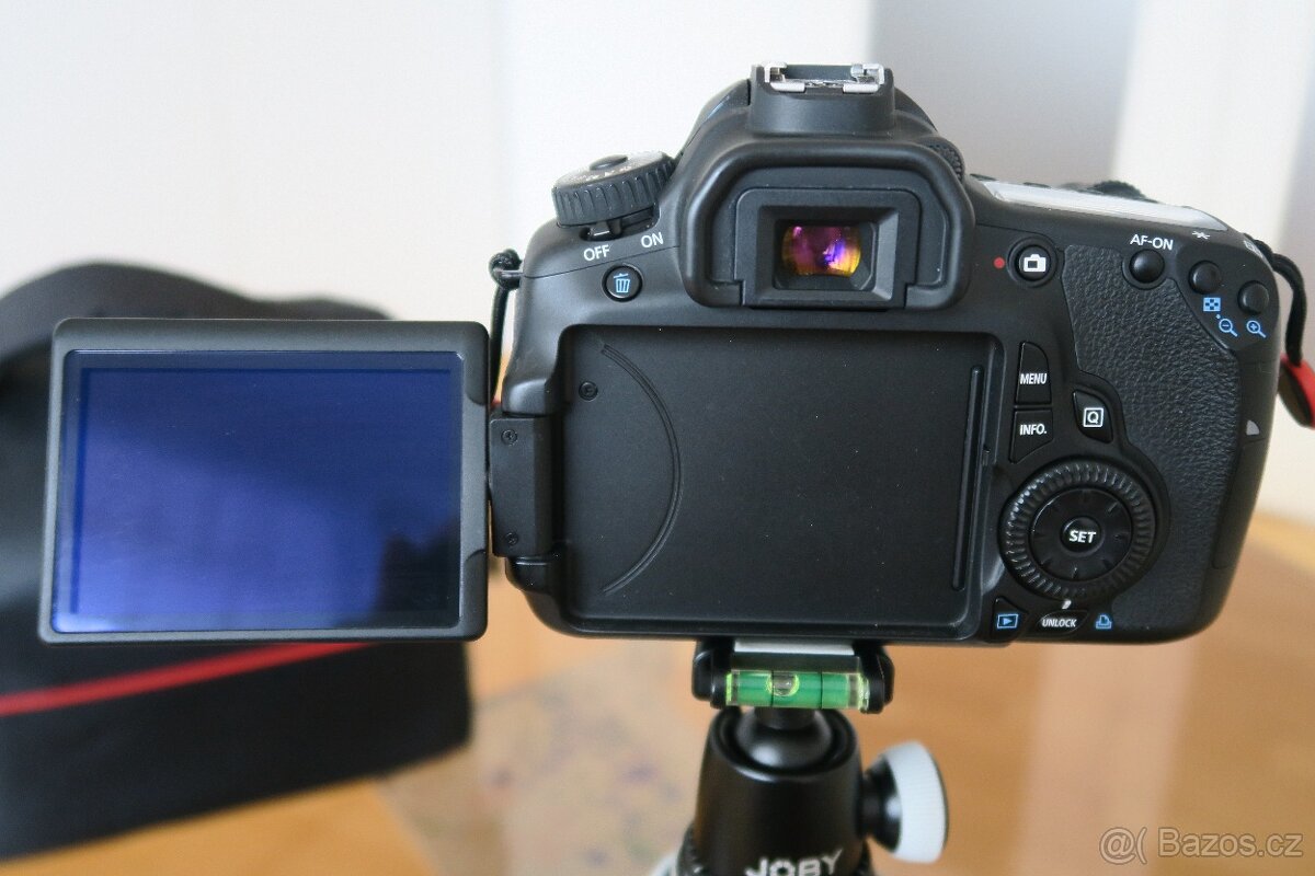 Canon EOS 60D + Canon EF-S 18-135mm - 5