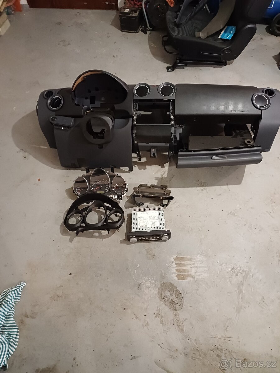 Mitsubishi colt r.v.04-09 - 5