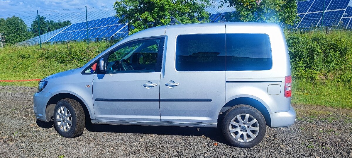 VW Caddy 1.6 - 5
