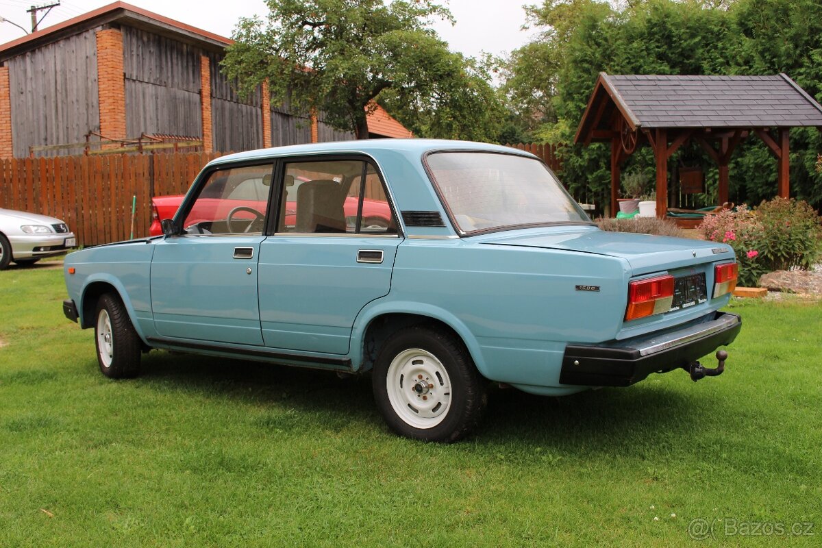 LADA 2107 - 5
