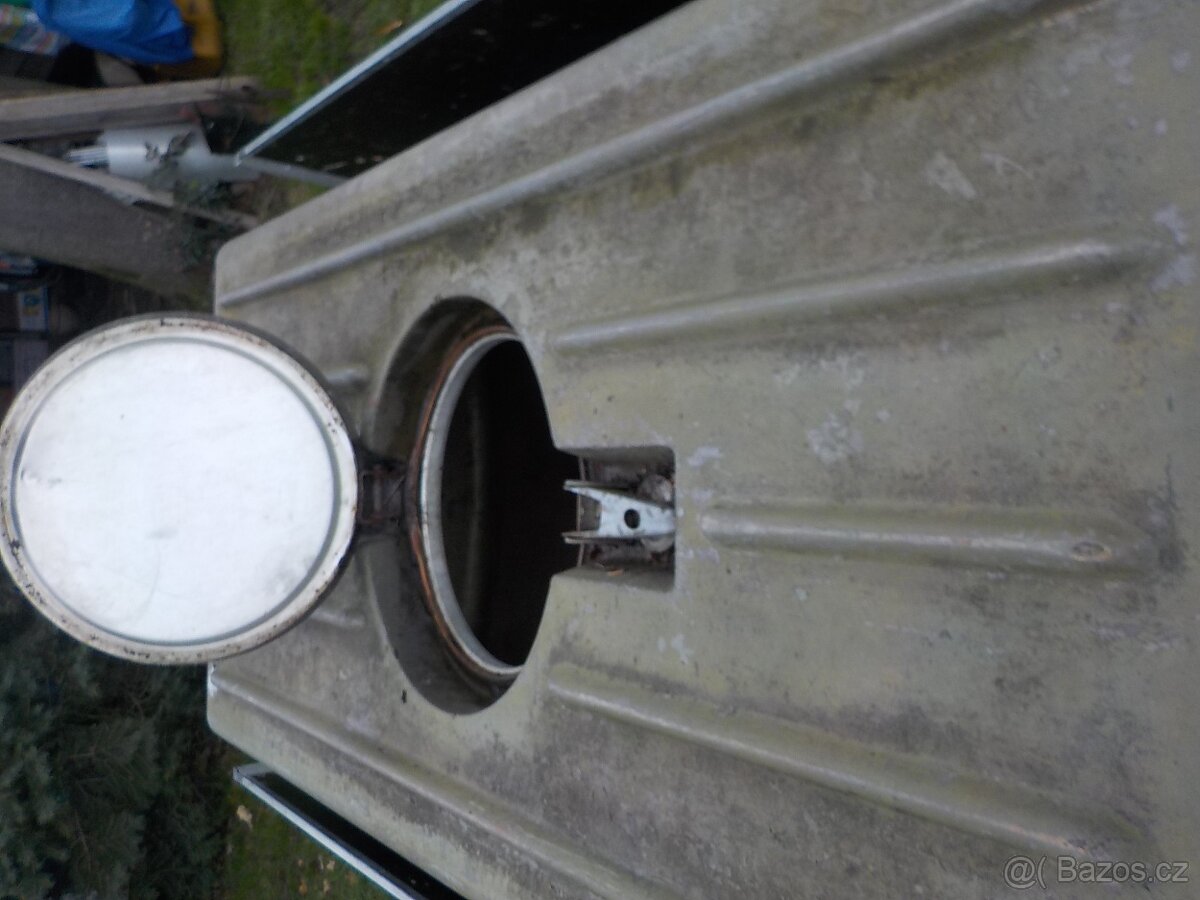 Německý padák, voj. bedny,výstroj,nádrž na vodu a jiné - 5