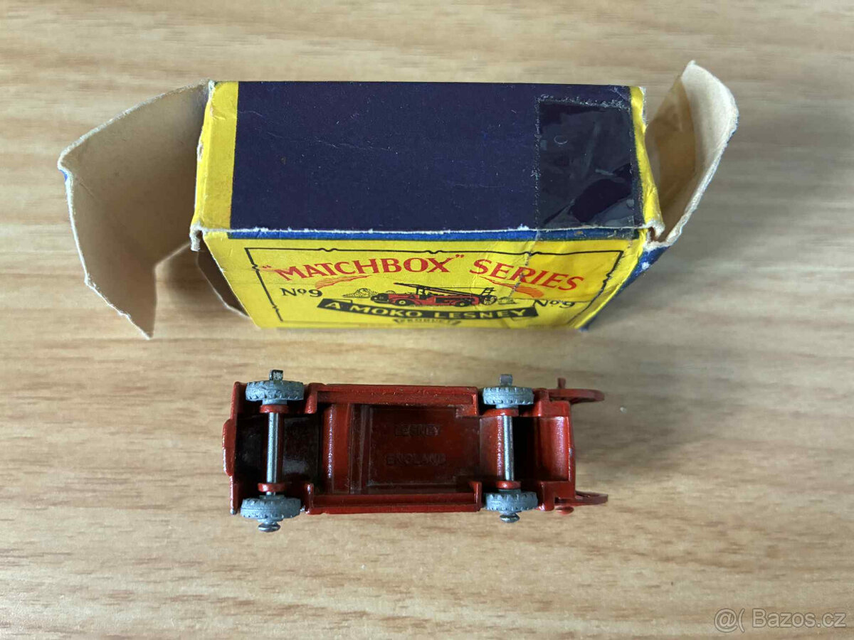 Matchbox RW 9 DENNIS FIRE ESCAPE ENGINE - 5